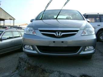 2005 Honda Fit Aria Images