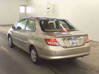 2005 Honda Fit Aria Images