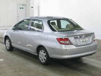2005 Honda Fit Aria Pictures