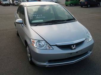 2005 Honda Fit Aria Photos