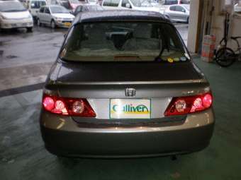 2006 Honda Fit Aria Pictures