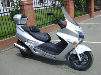 2000 Honda Foresight Photos