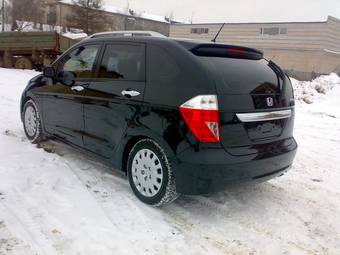 2006 Honda FR-V Images