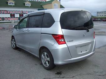 2008 Honda Freed Pictures