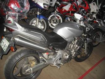 2002 Honda Hornet Photos