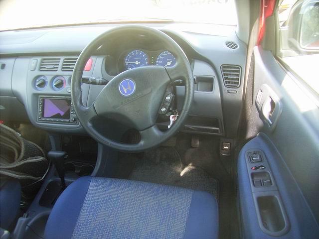 1999 Honda HR-V Pictures
