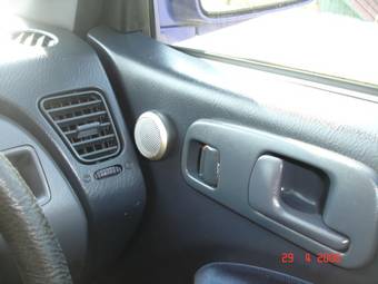 1999 Honda HR-V Pictures