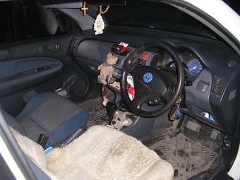 1999 Honda HR-V Images