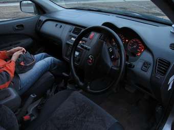 1999 Honda HR-V Photos