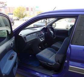 1999 Honda HR-V Pics