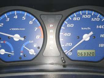 2000 Honda HR-V Photos