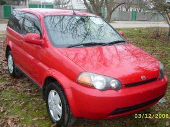 2000 Honda HR-V Pictures