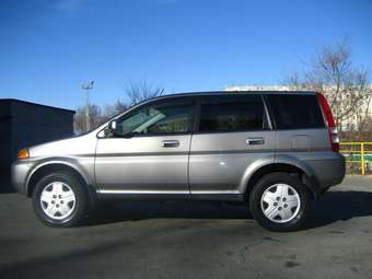2000 Honda HR-V Photos