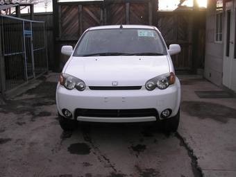 2000 Honda HR-V Pictures