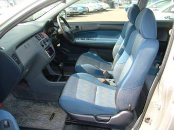 2000 Honda HR-V Photos