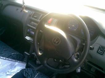 2000 Honda HR-V Pictures