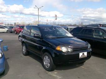 2000 Honda HR-V Pictures