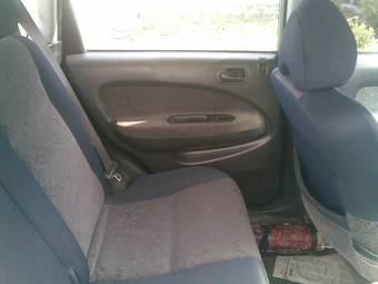 2000 Honda HR-V Pictures