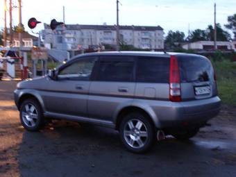 2000 Honda HR-V Pictures