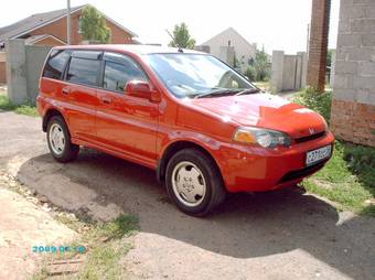 2000 Honda HR-V Photos