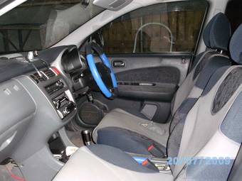 2000 Honda HR-V Photos