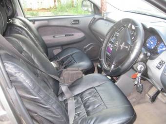 2000 Honda HR-V Photos