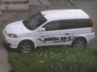 2000 Honda HR-V Photos