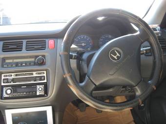 2000 Honda HR-V Photos