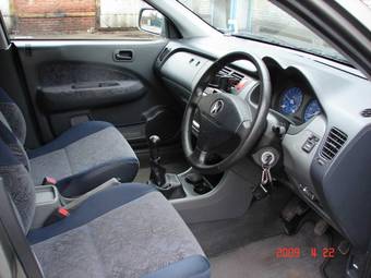 2001 Honda HR-V Pictures