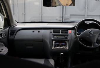 2001 Honda HR-V Pictures