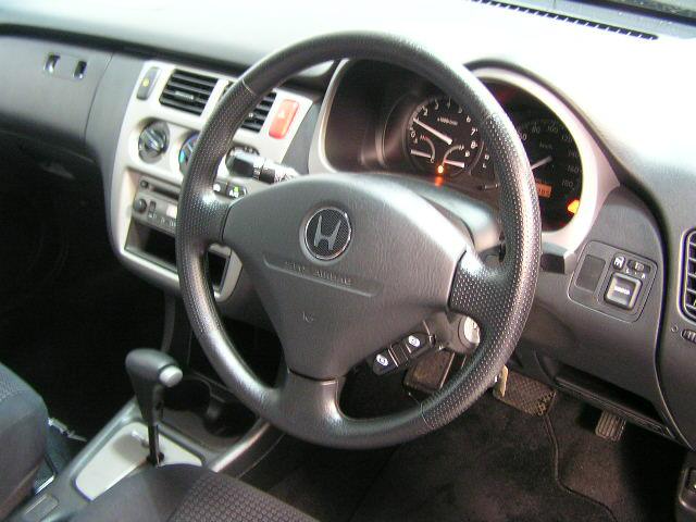 2002 Honda HR-V Pictures