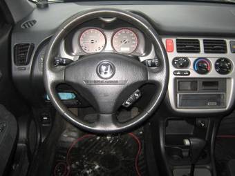 2002 Honda HR-V Pics