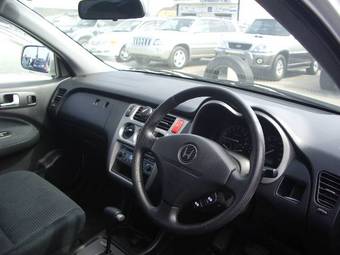 2002 Honda HR-V Pictures
