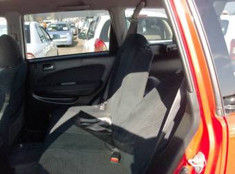 2002 Honda HR-V Pics