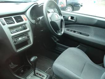 2002 Honda HR-V Pictures