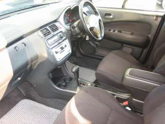 2004 Honda HR-V Photos