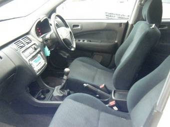 2004 Honda HR-V Pictures