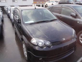 2004 Honda HR-V Images
