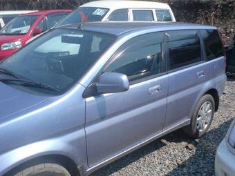 2004 Honda HR-V Pics