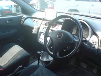 2004 Honda HR-V Photos