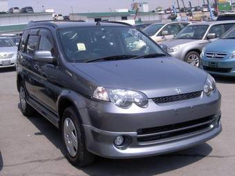 2004 Honda HR-V Photos
