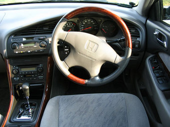 1999 Honda Inspire Pictures