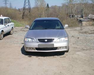 1999 Honda Inspire Pictures