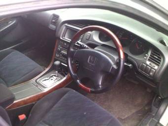 1999 Honda Inspire Pictures