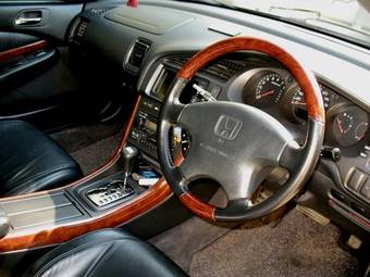 1999 Honda Inspire Images