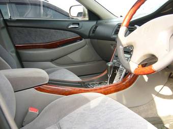 2000 Honda Inspire Photos
