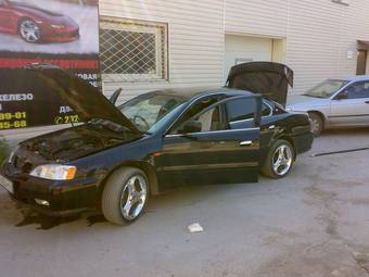 2000 Honda Inspire Images