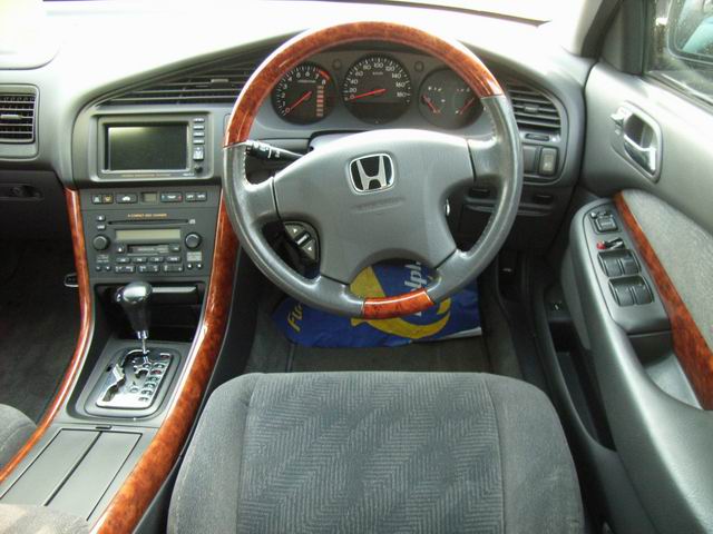 2001 Honda Inspire Images