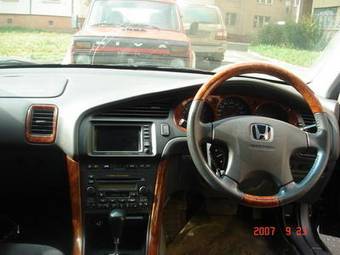 2001 Honda Inspire Photos