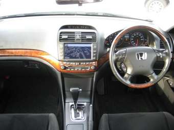 2003 Honda Inspire Photos